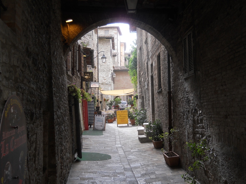 Gubbio - Loggia dei Tiratori dell'Arte della Lana